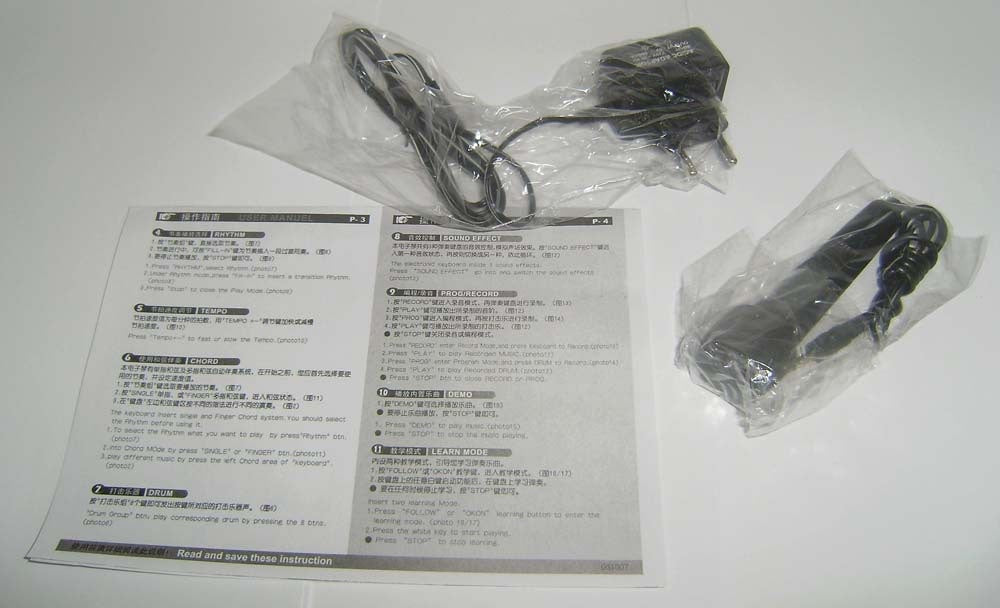 Children's 61 Key Electronic Keyboard USB Power Cord With Microphone Black